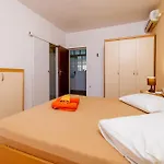 Andelka D * Barbat na Rabu