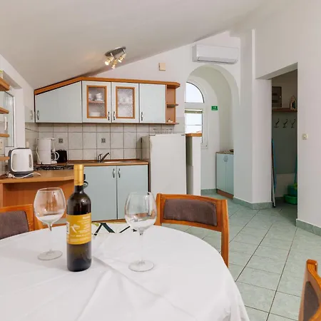 Andelka D Apartment Barbat na Rabu